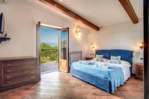 Villa Mattia in the Land of Sirens